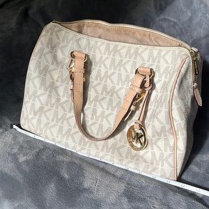 MICHAEL Michael Kors Grayson Handbag